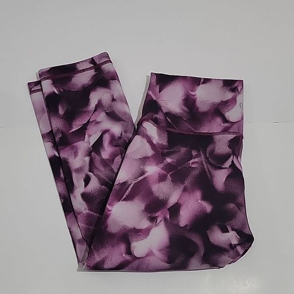 lululemon athletica Pants - Lululemon Wunder Under HR Crop Tights 21"